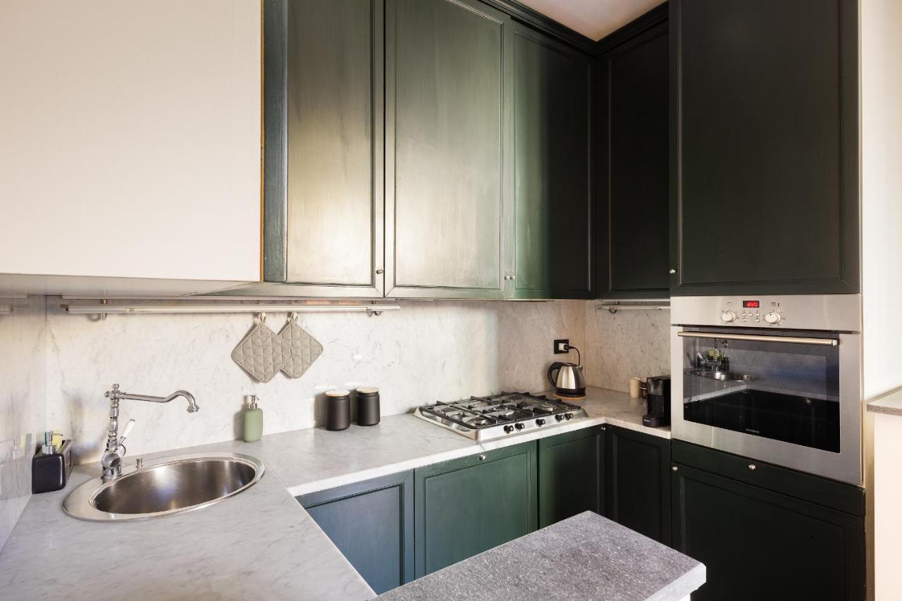 Hl Luxury Duomo Apartment - Via Torino, Montenapoleone Milan Bagian luar foto