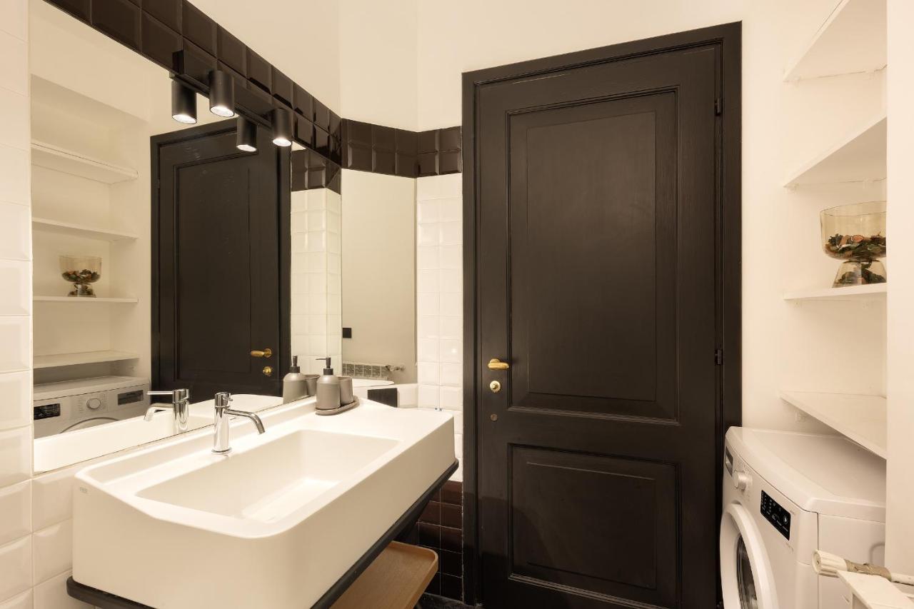 Hl Luxury Duomo Apartment - Via Torino, Montenapoleone Milan Bagian luar foto