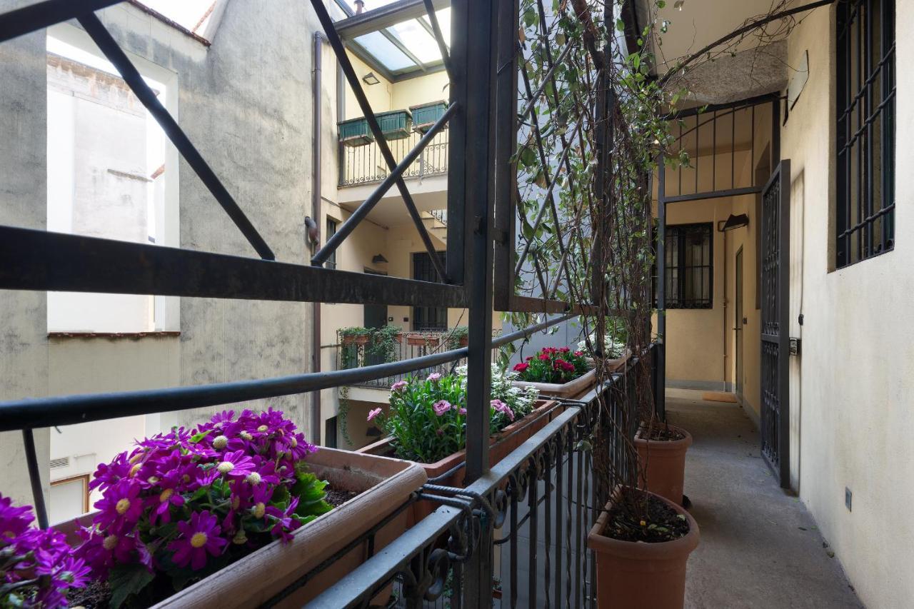 Hl Luxury Duomo Apartment - Via Torino, Montenapoleone Milan Bagian luar foto